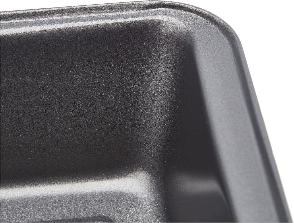 Amazon Basics Rectangular Nonstick Bread Loaf Pan for Baking Meatloaf with Even Heat Distribution, 9.5 x 5 Inch, Gray, Set of 2